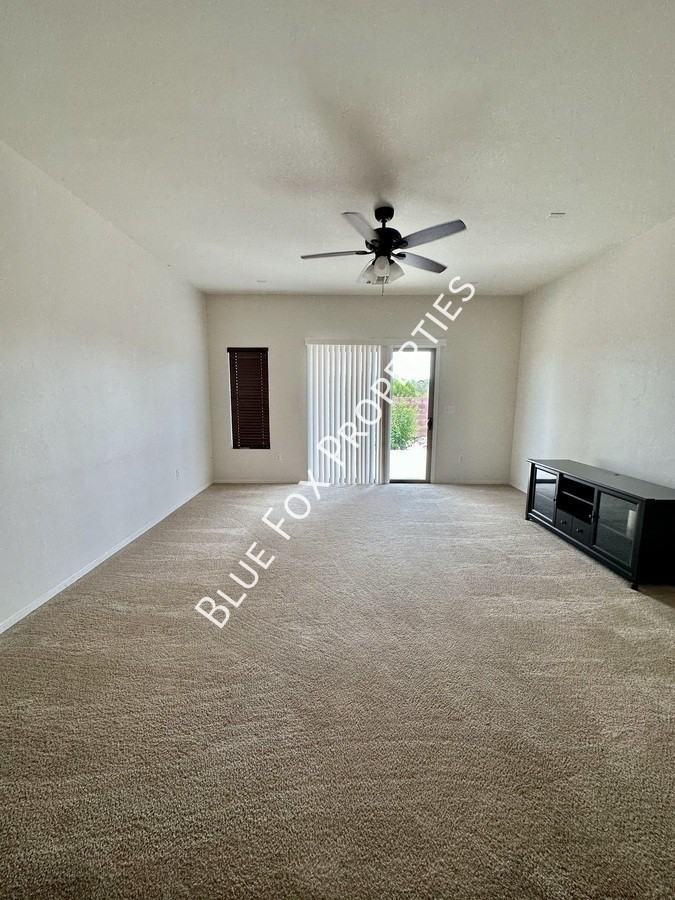 7685 E Fair Meadows Loop - Photo 6 of 26