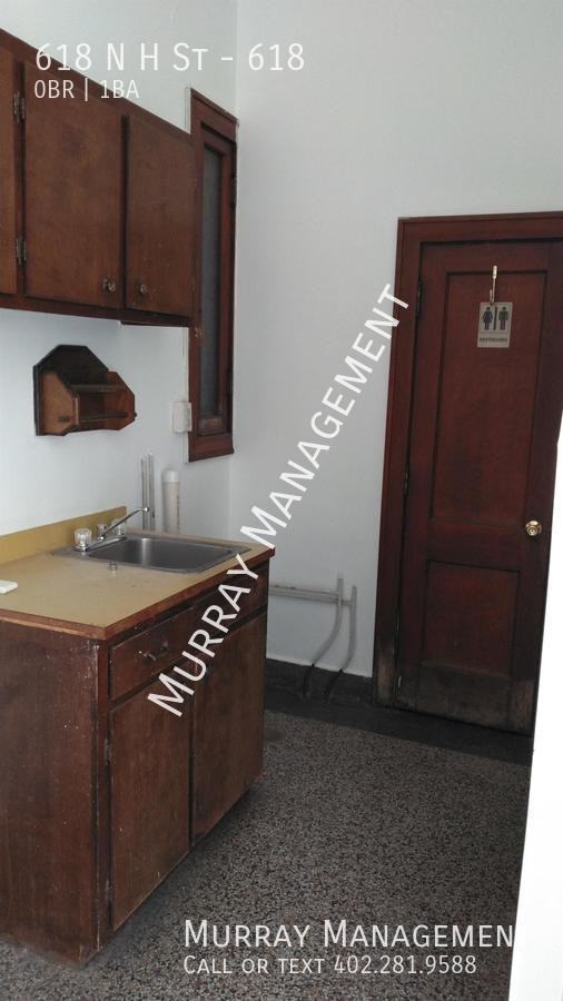 618 N H St #618 - Photo 5 of 13