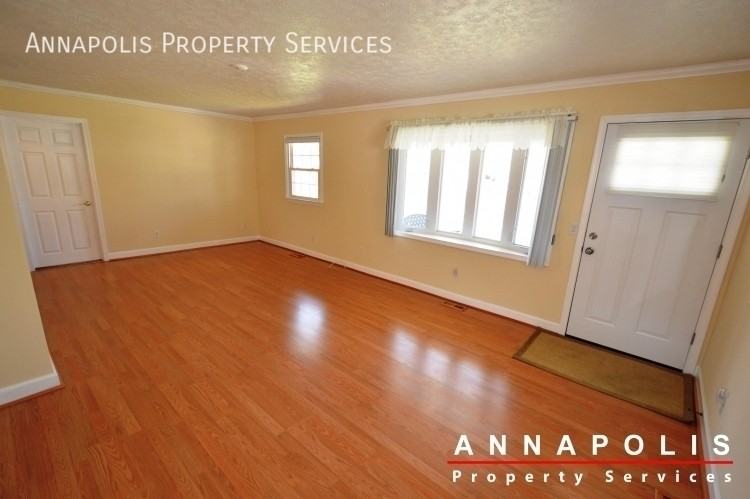 907 Hillside Ave - Photo 4 of 18