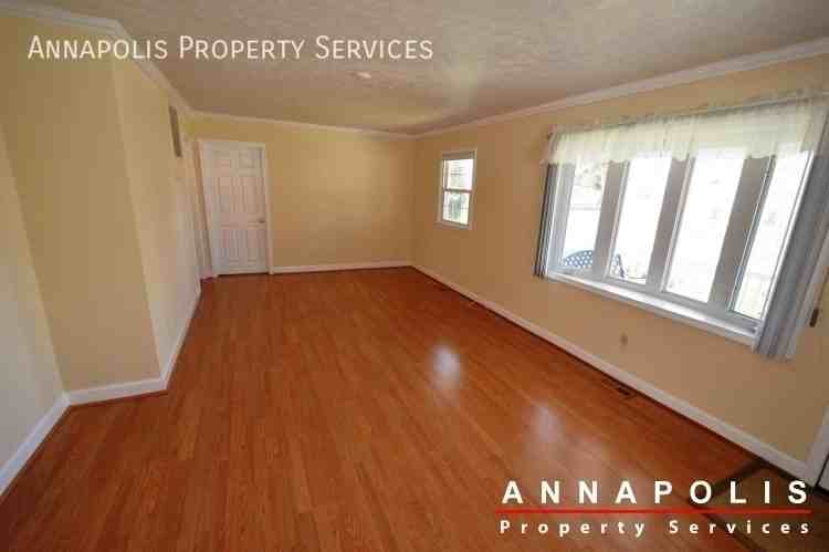 907 Hillside Ave - Photo 6 of 18