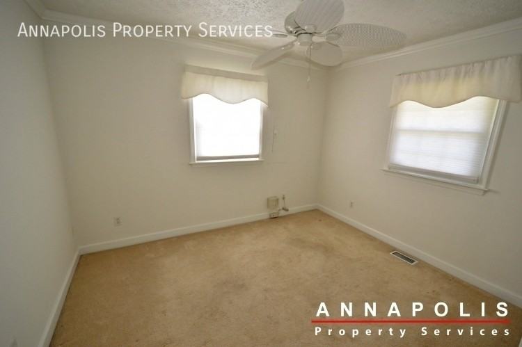 907 Hillside Ave - Photo 7 of 18