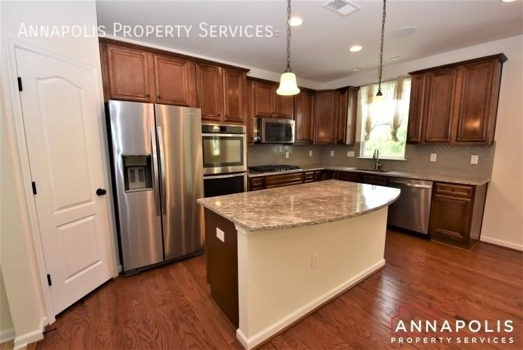 7946 Monrovia Dr - Photo 2 of 37
