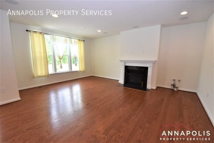7946 Monrovia Dr - Photo 7 of 37