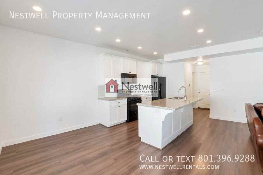 4244 W Palisade Park Ct - Photo 2 of 19