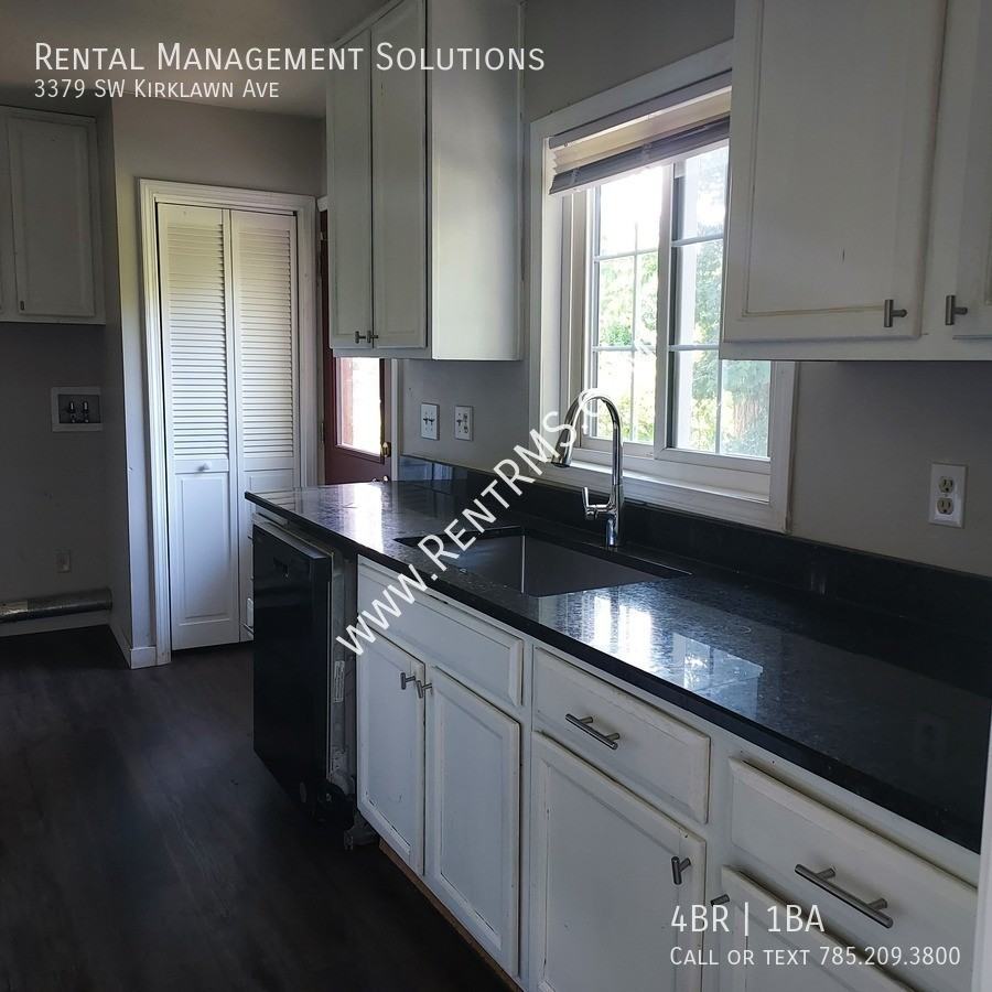 3379 Sw Kirklawn Ave - Photo 7 of 27