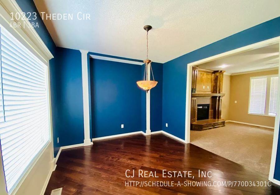 10223 Theden Cir - Photo 5 of 11