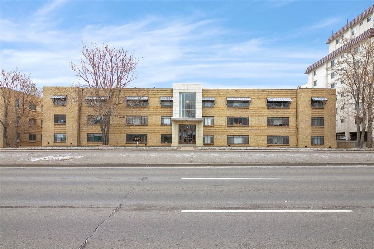 1160 N Colorado Blvd #27 - Photo 6 of 20