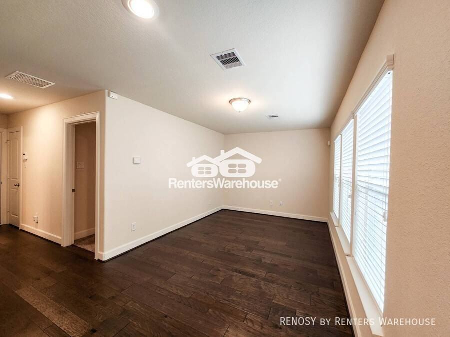 10717 Madden Oaks Pl - Photo 4 of 33