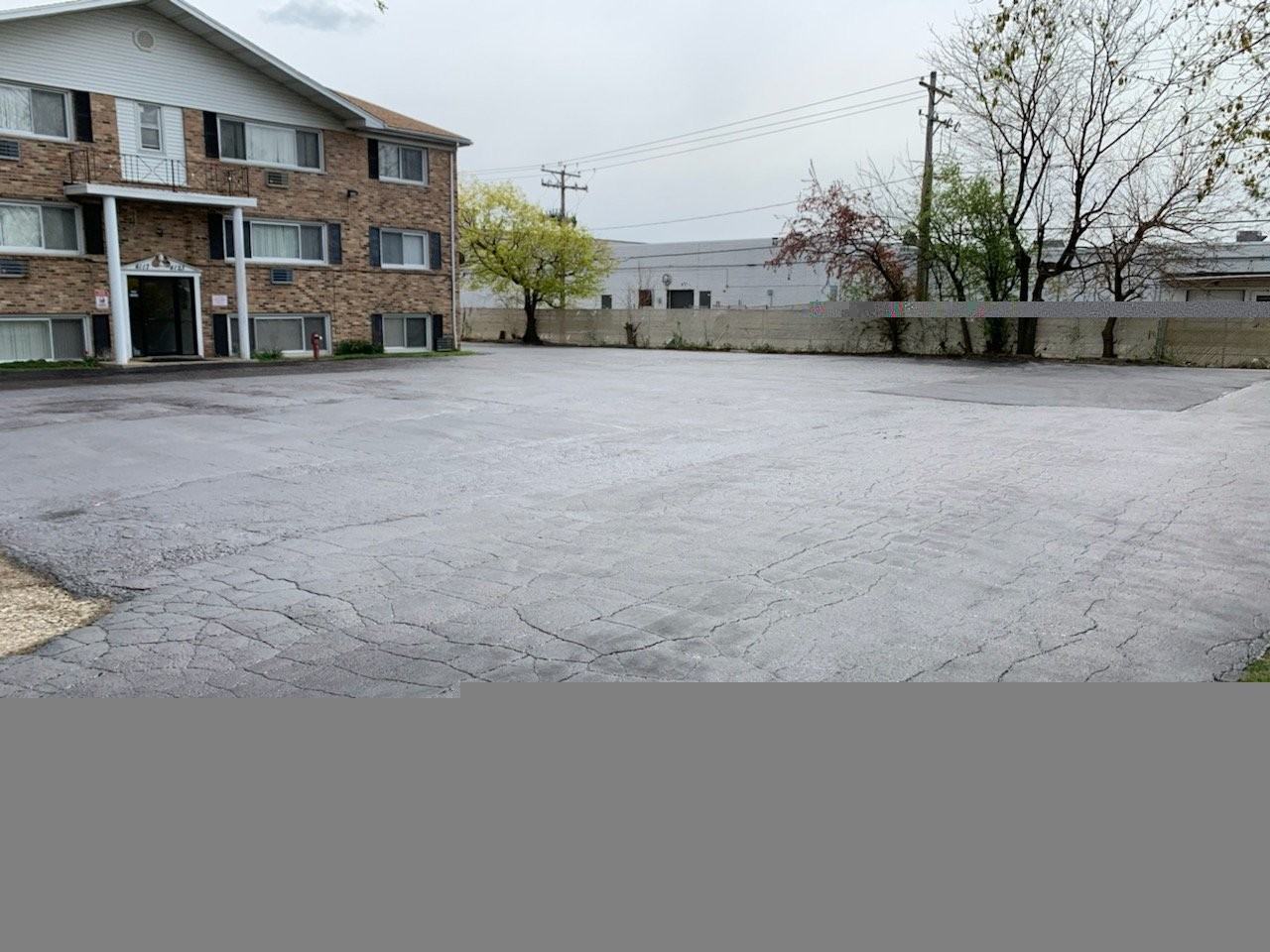 4117 Lindenwood Dr - Photo 2 of 18