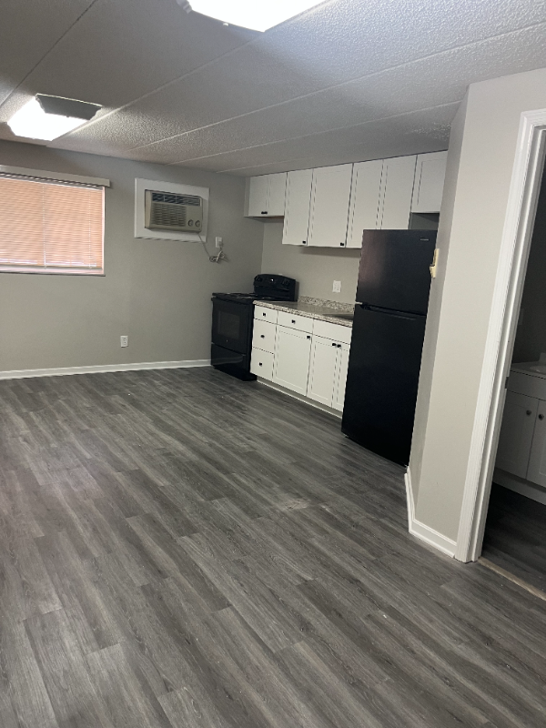 2905 Queen City Ave #9 - Photo 2 of 4