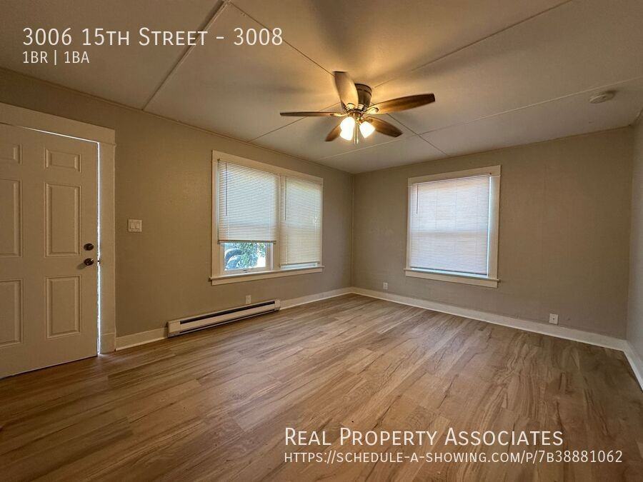 3006 15th St #3008 - Photo 4 of 12