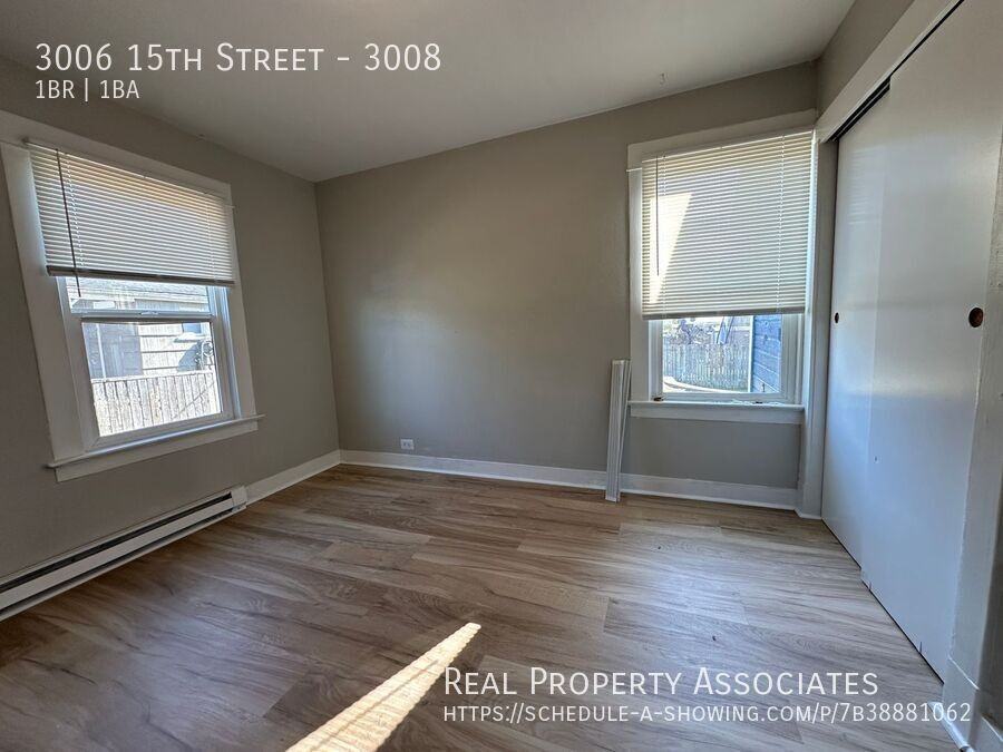 3006 15th St #3008 - Photo 5 of 12