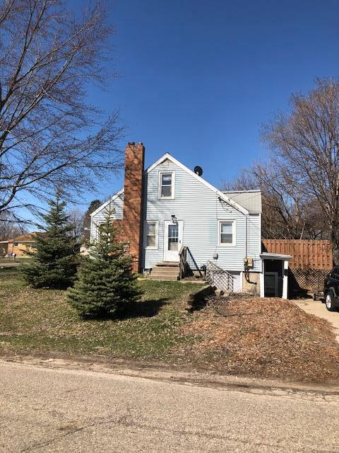4268 Bond Ave - Photo 3 of 9