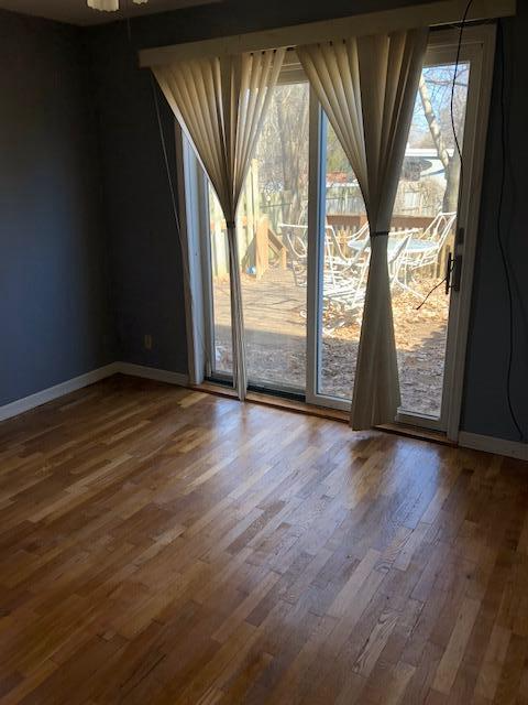 4268 Bond Ave - Photo 7 of 9