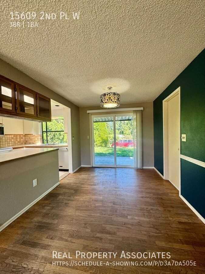 15609 2nd Pl W - Photo 5 of 15