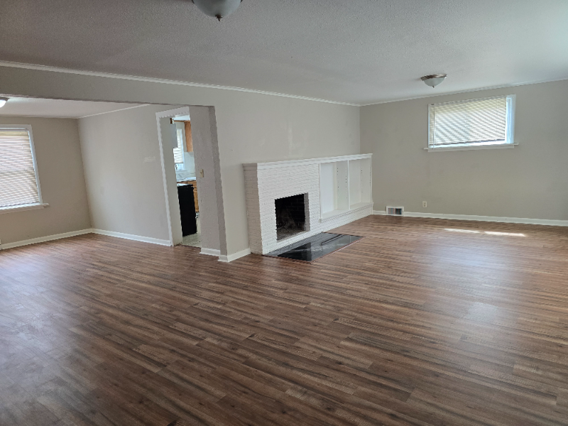 12105 12th Ave S #2 - Photo 2 of 15