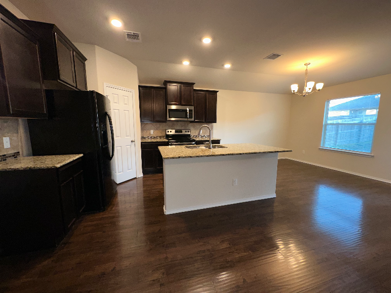 2809 Skinner Dr - Photo 2 of 21