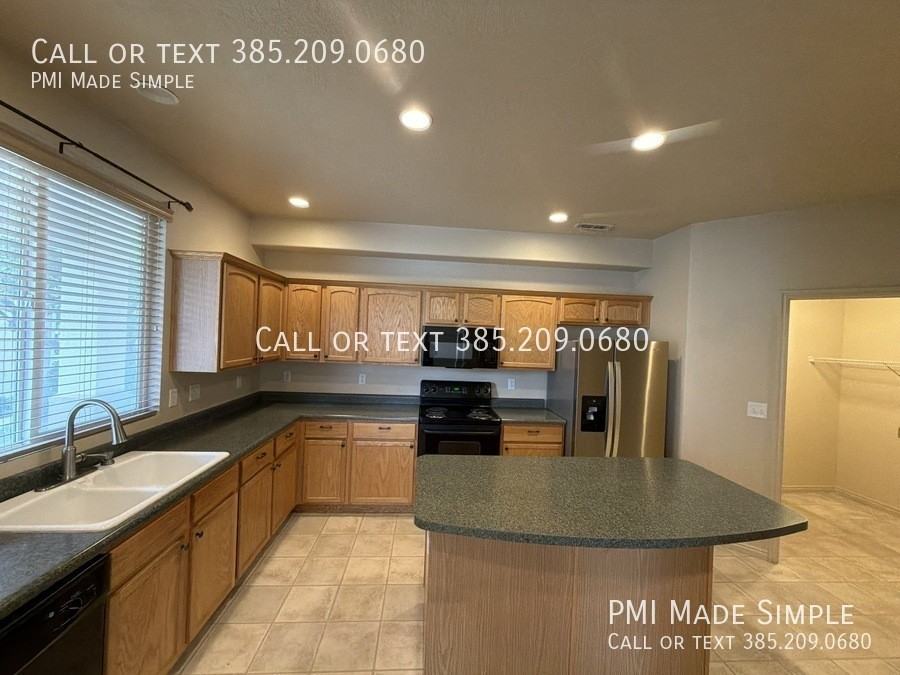 2954 N 1310 W #B2 - Photo 7 of 28