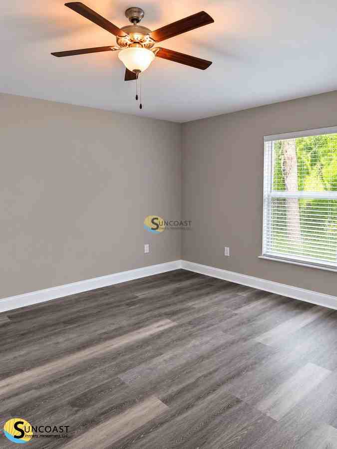 2833 Whaling Rd - Photo 6 of 17