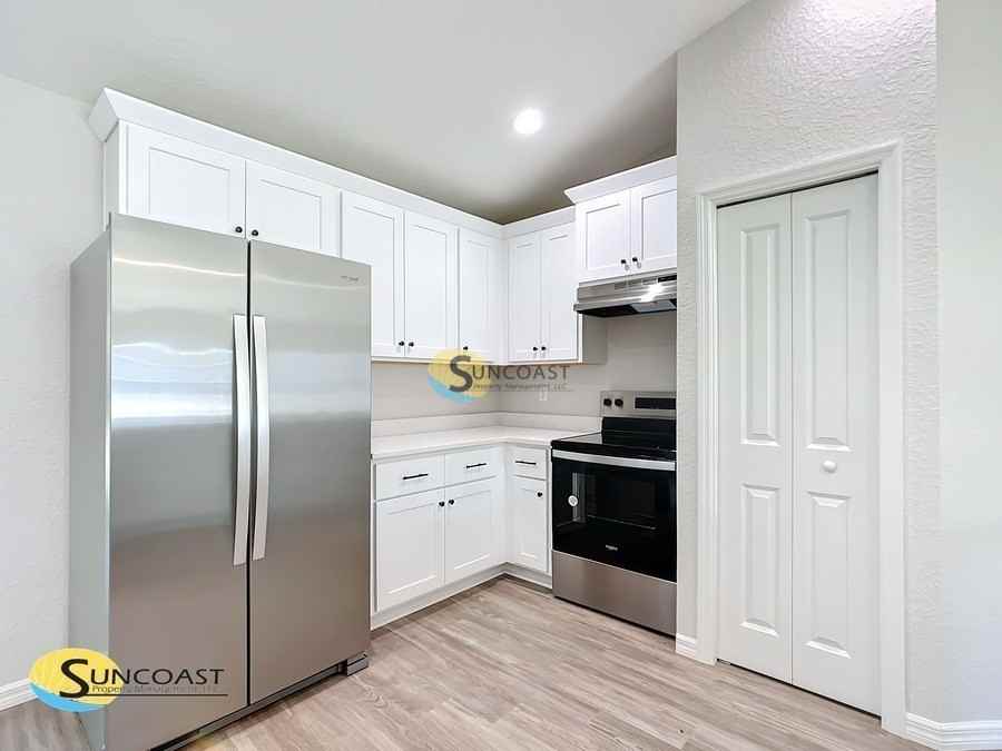 6140 E Calico Ln - Photo 5 of 15