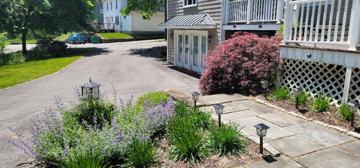 featured image of 75 Vassar Rd