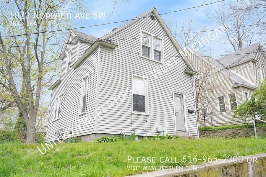 1023 Norwich Ave Sw - Photo 4 of 25