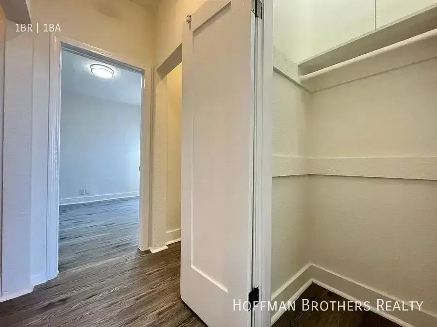 2743 San Marino St #104 - Photo 7 of 10