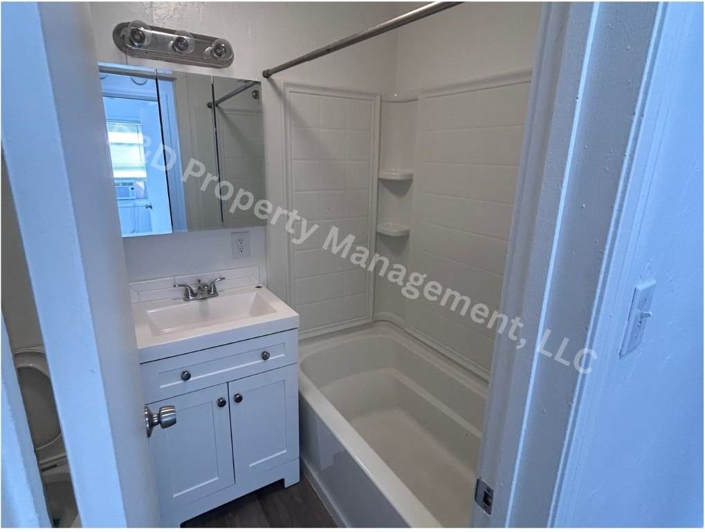 338 Filer Ave - Photo 4 of 8