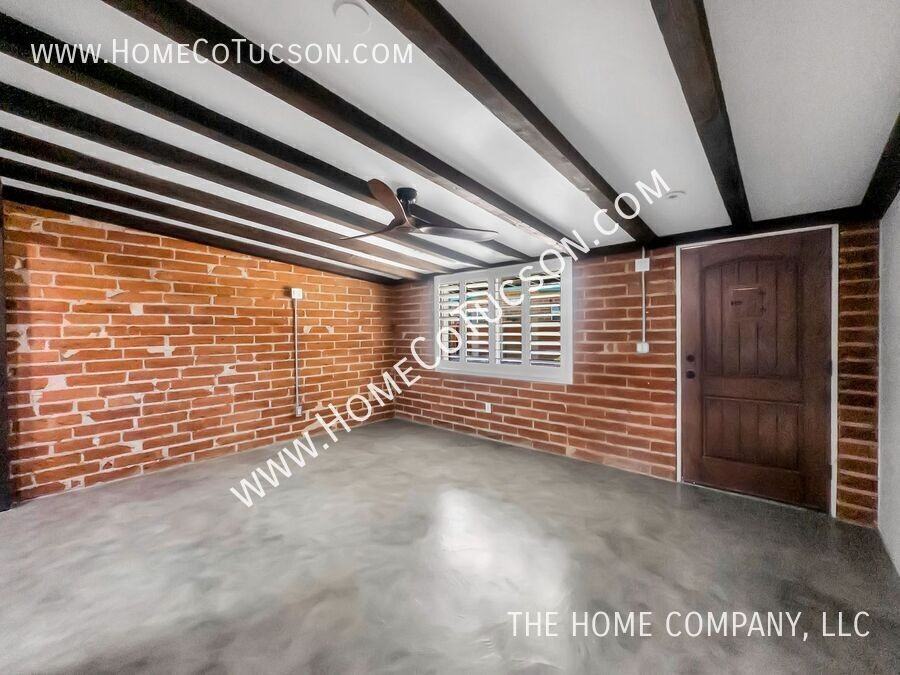 4535 E Fairmount St - Photo 4 of 36