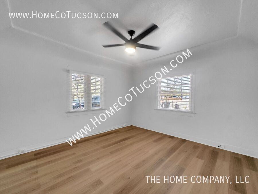 2425 N Goyette Ave - Photo 5 of 25