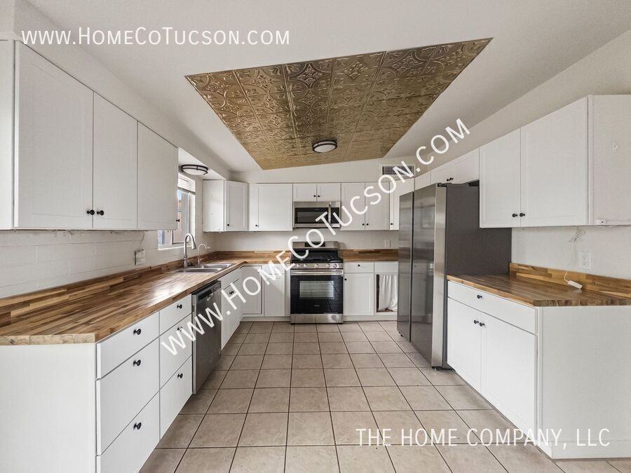 310 2nd St - Photo 7 of 30