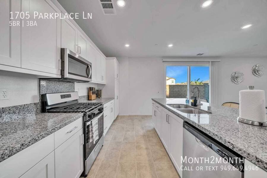 PARKPLACE & - Photo 7 of 31