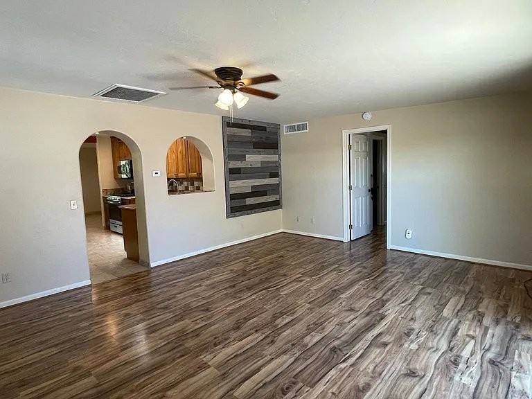 1227 N Sonoita Ave - Photo 7 of 19