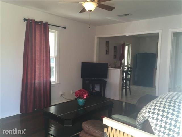 317 Sherbarb Dr - Photo 3 of 10