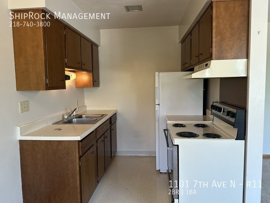 1101 N 7th Ave #11 - Photo 2 of 11