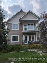 2160 Mcintyre St #4 - Photo 1 of 1