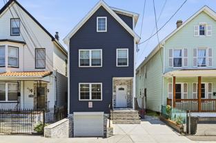 469 Henry St #1stFL - Photo 1 of 1