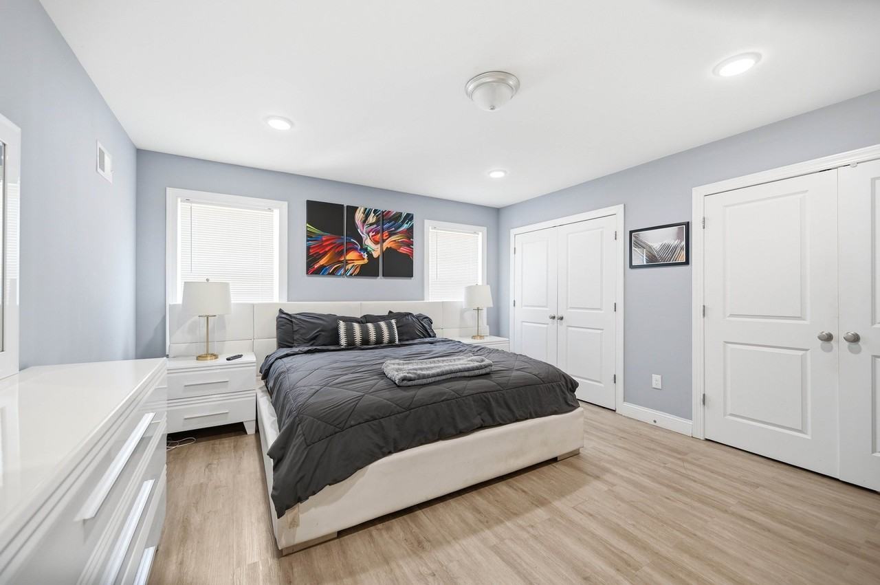 469 Henry St #1stFL - Photo 6 of 20