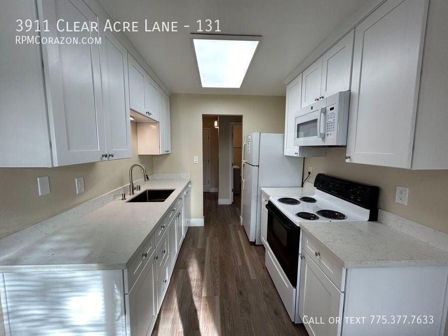 3911 Clear Acre Ln #131 - Photo 5 of 23