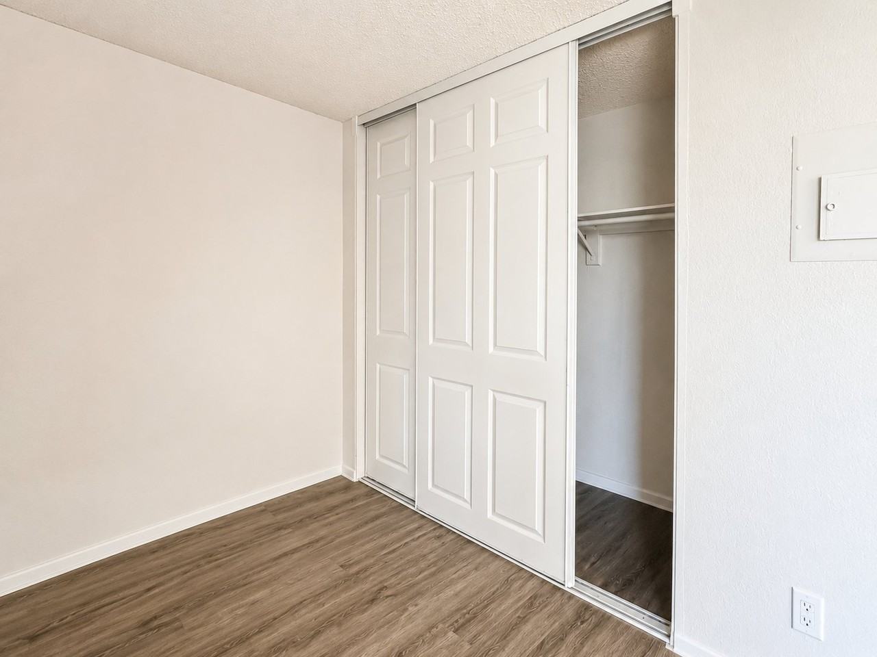 1132 N Wilmington Blvd #205 - Photo 4 of 18