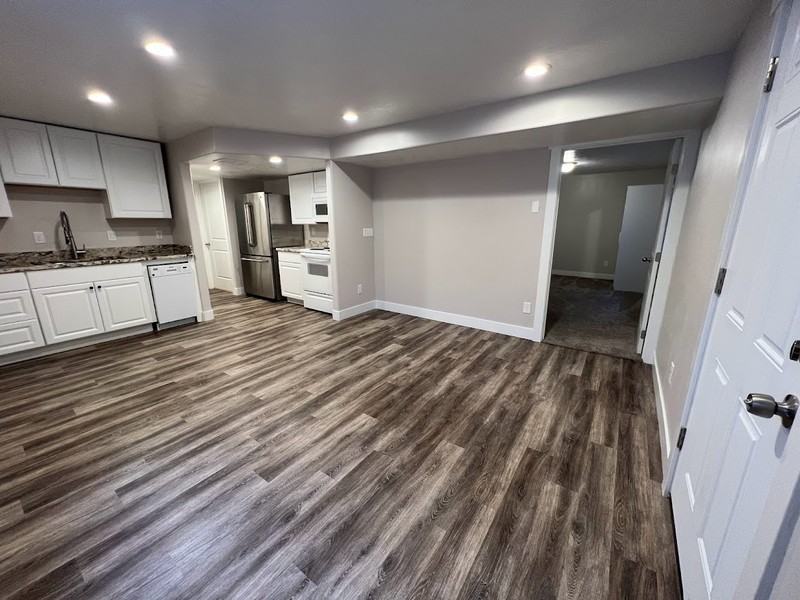 4687 E Silver Mountain Rd - Photo 2 of 11