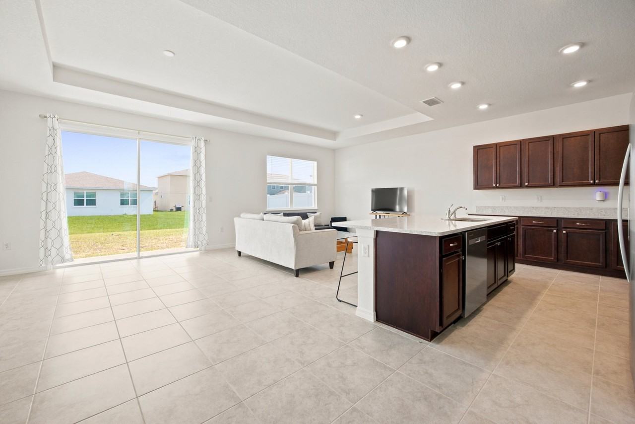 7227 Sw 58th Place Rd - Photo 4 of 20