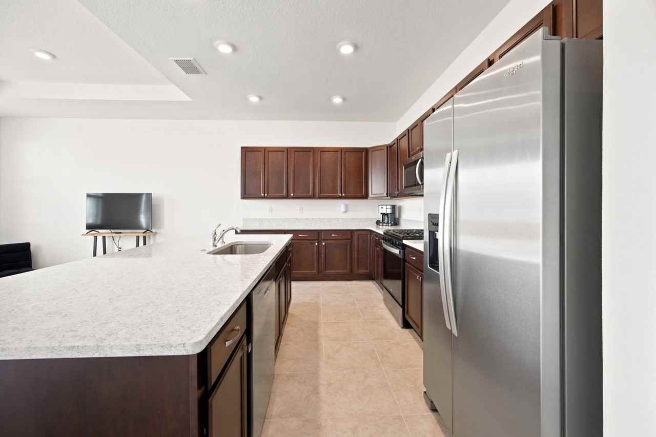 7227 Sw 58th Place Rd - Photo 6 of 20