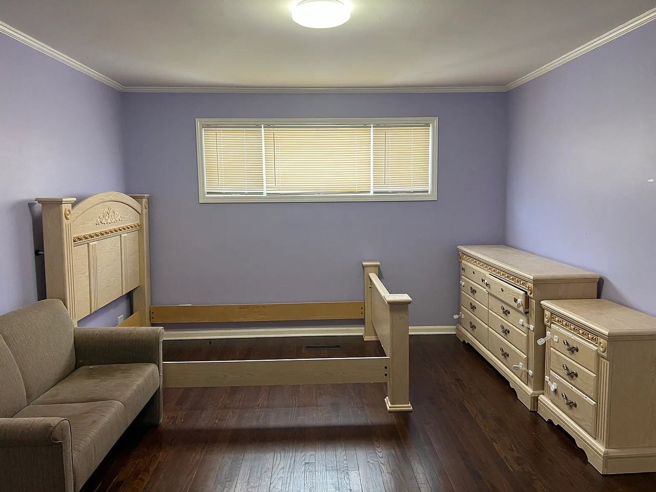 336 S Harvard Ave - Photo 3 of 10