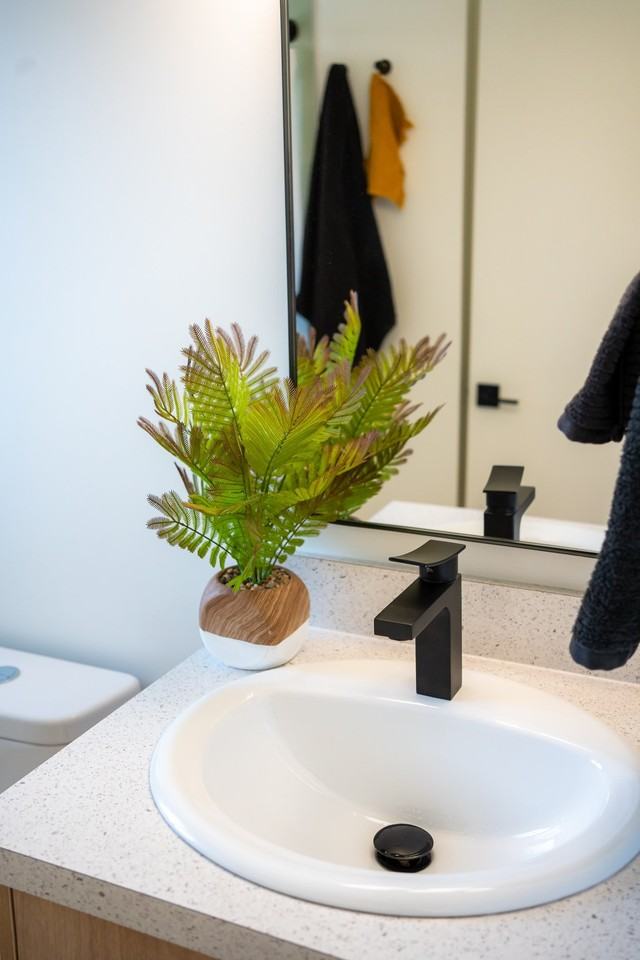 947 E St #8 - Photo 6 of 10