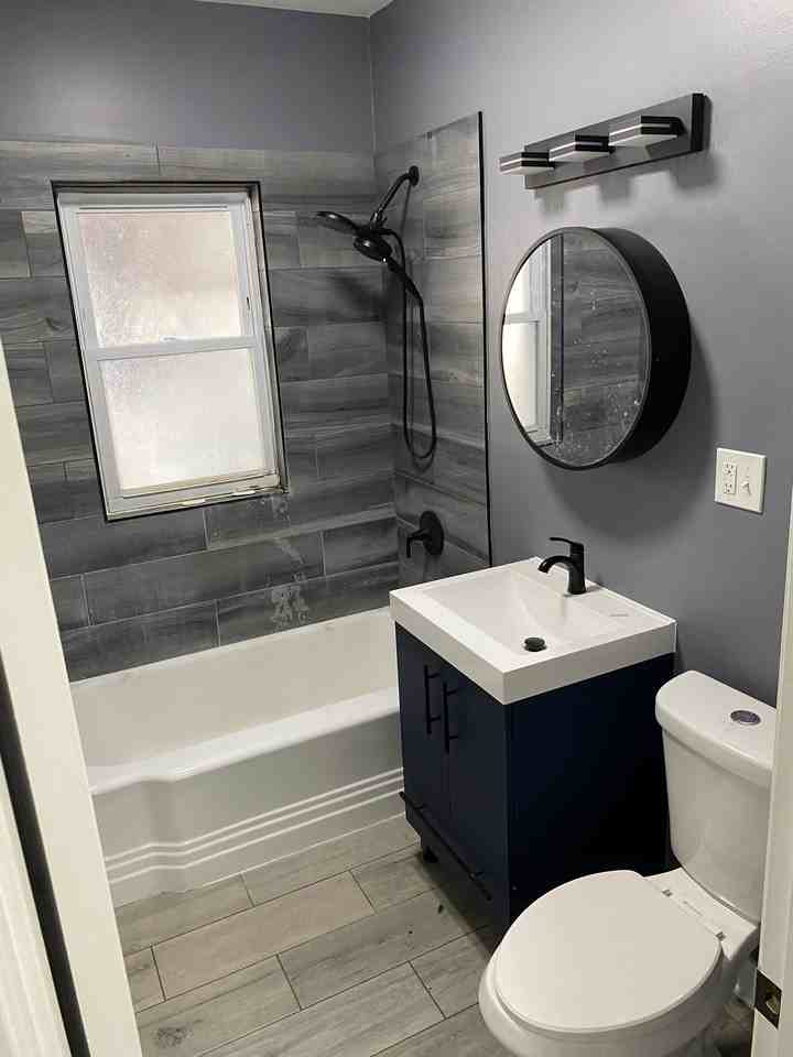 10925 S Vernon Ave - Photo 5 of 10