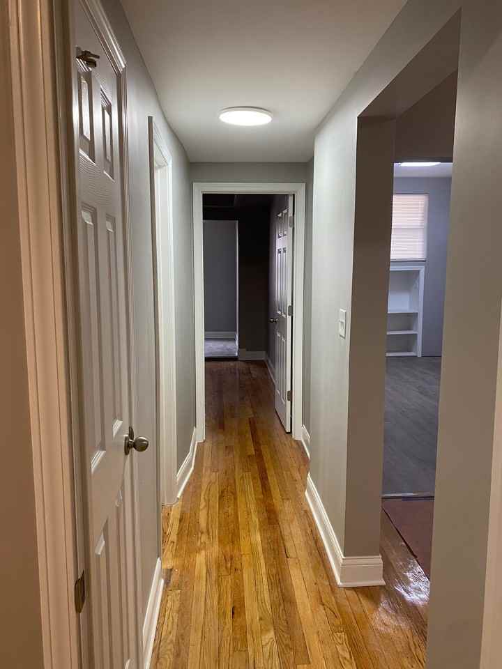 7836 S East End Ave - Photo 7 of 11