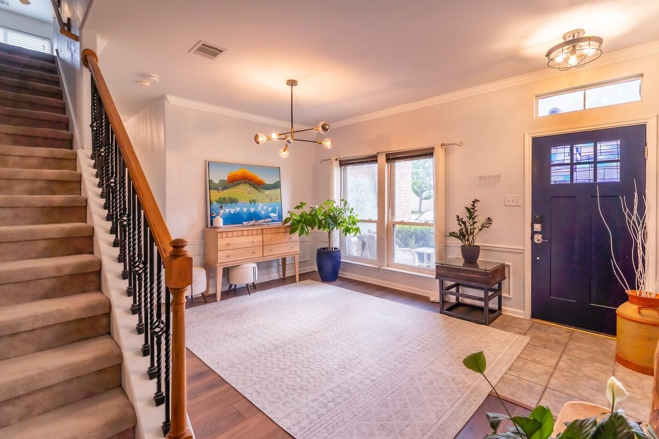 3603 Blairstone - Photo 5 of 20
