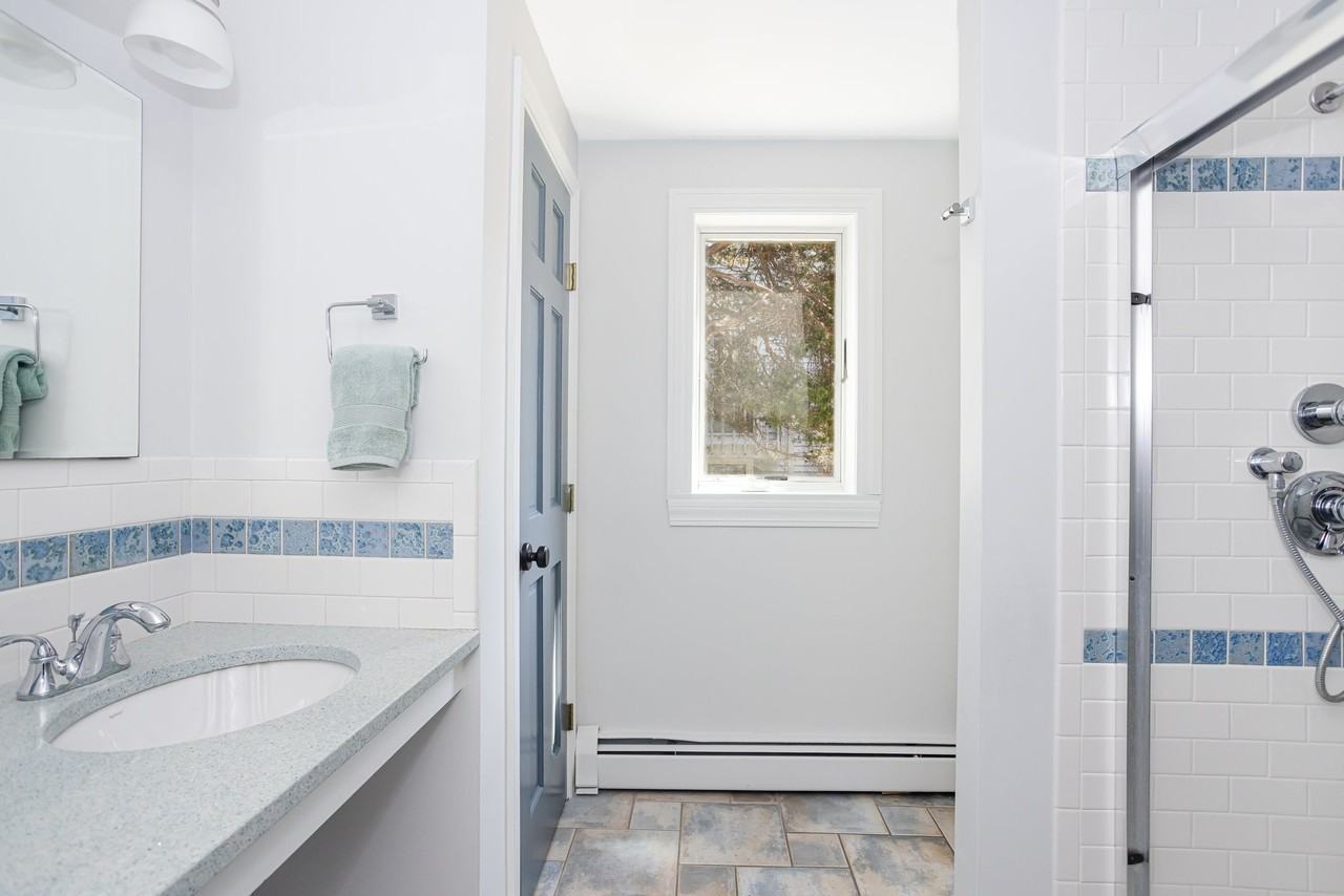 18 Lugger St - Photo 6 of 19