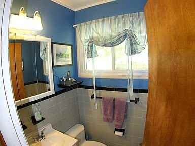 309 Cedar Ln - Photo 4 of 12